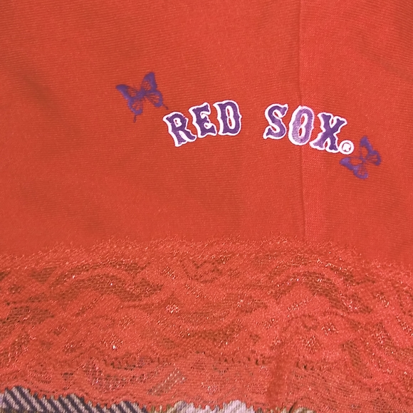 ❤💙Lace trim Red Sox Top❤💙 - Picture 1 of 9